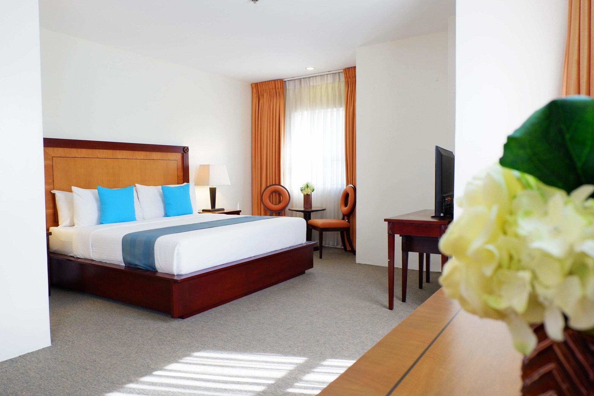 Citi Park Hotel Cebu Powered By Cocotel Экстерьер фото