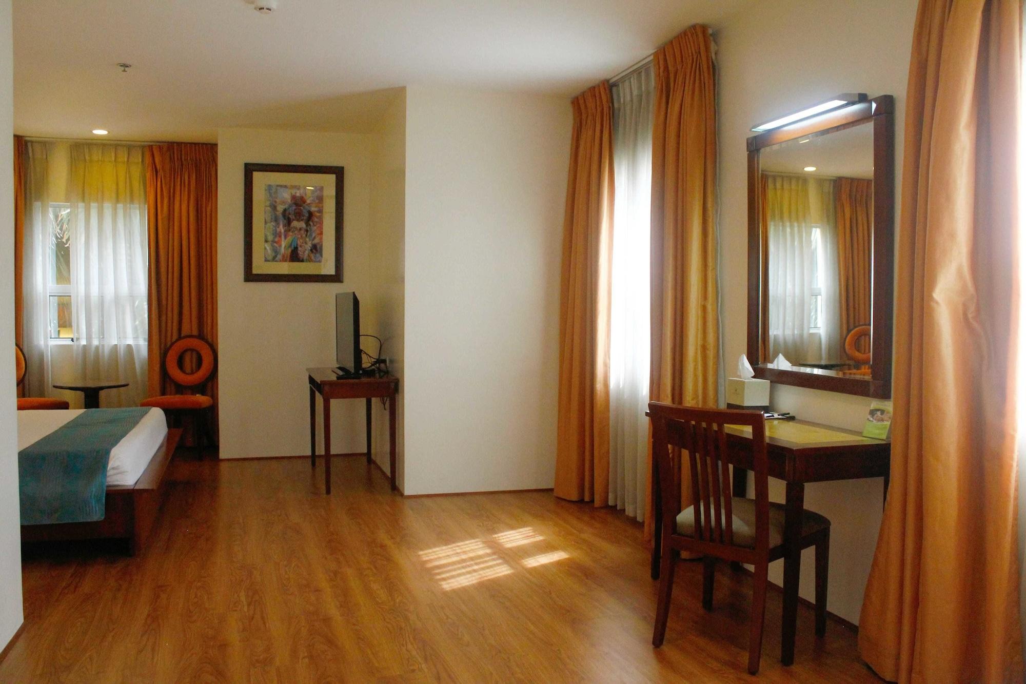 Citi Park Hotel Cebu Powered By Cocotel Экстерьер фото