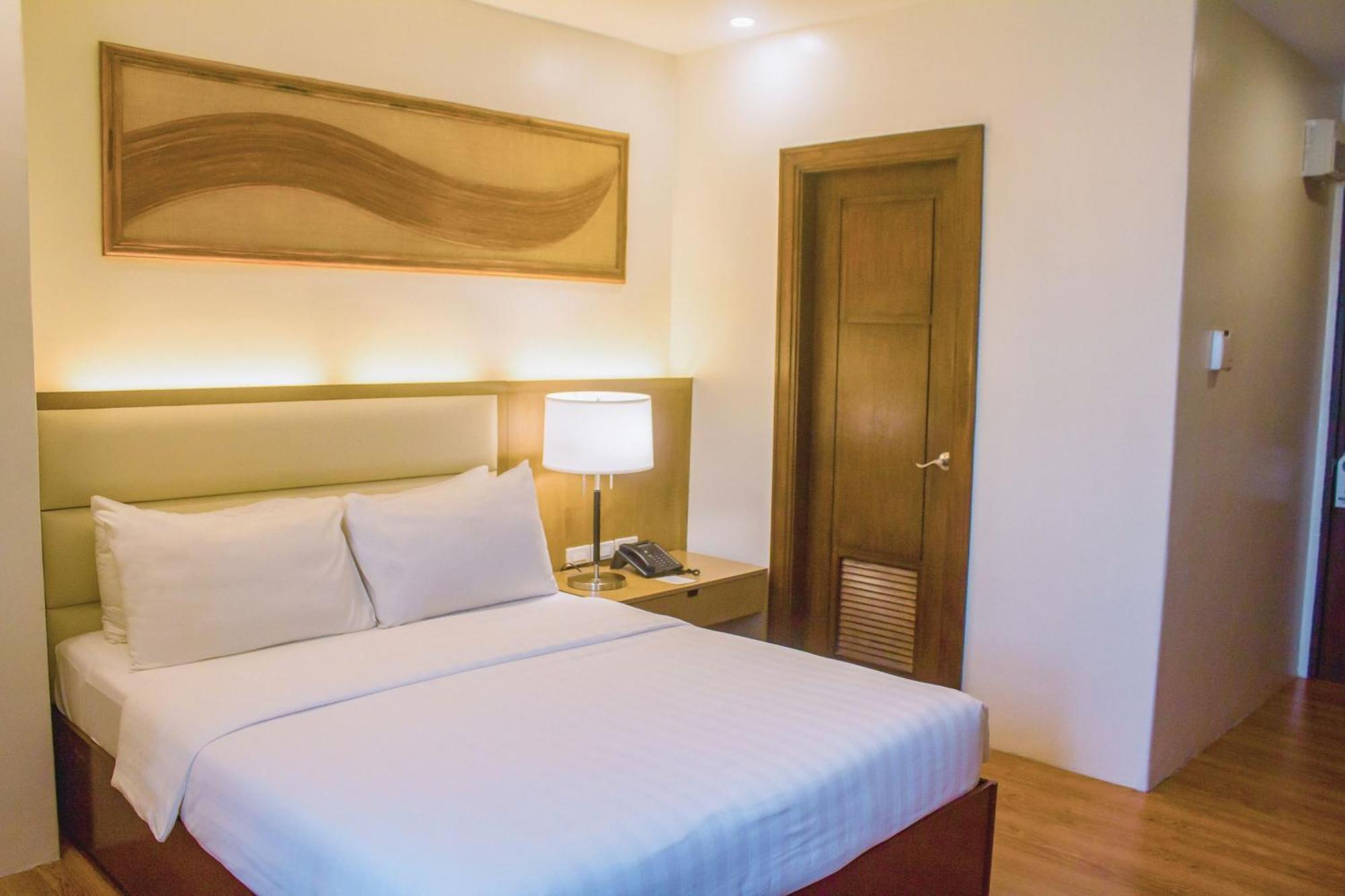 Citi Park Hotel Cebu Powered By Cocotel Экстерьер фото