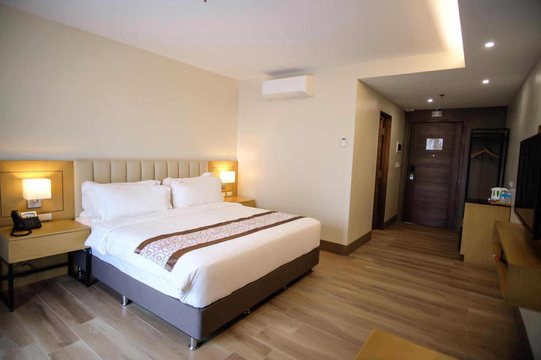Citi Park Hotel Cebu Powered By Cocotel Экстерьер фото